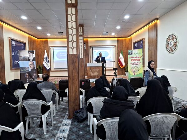 افتتاحیه طرح غربالگری دانش آموزان ابتدایی ناحیه دو 