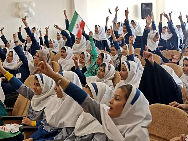 برگزاری آیین جشن عاطفه‌ها در زنجان 