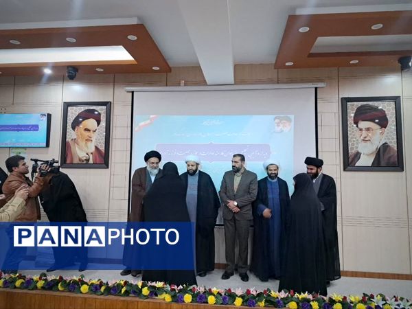 تجلیل نماینده ولی فقیه کهگیلویه و بویراحمد از بانوان شاغل به‌مناسبت ولادت حضرت زهرا (س)