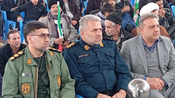 حاشیه نگاری حضور مردم شهر بن در راهپیمایی ۲۲ بهمن ۱۴۰۴