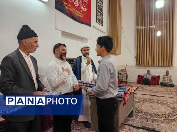 تقدیر از دانش‌آموزان فعال روستای نقاب