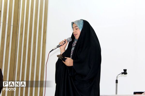 وقتی صدای خبرنگاران پانا به احترام معلمان بلند شد