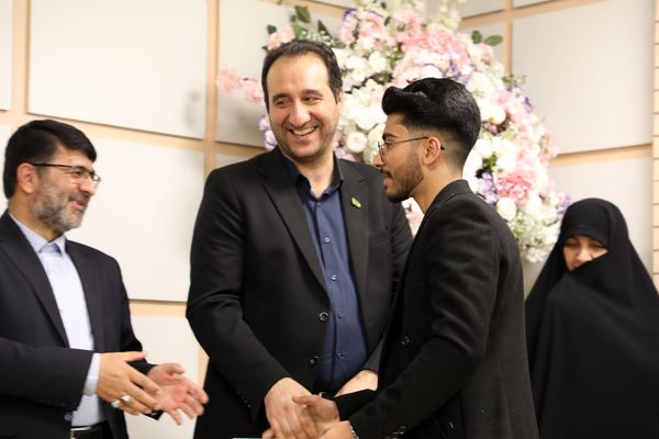 جشن ستارگان در تبادکان