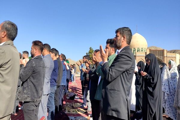 برگزاری نماز عید فطر در شهرستان نیشابور 