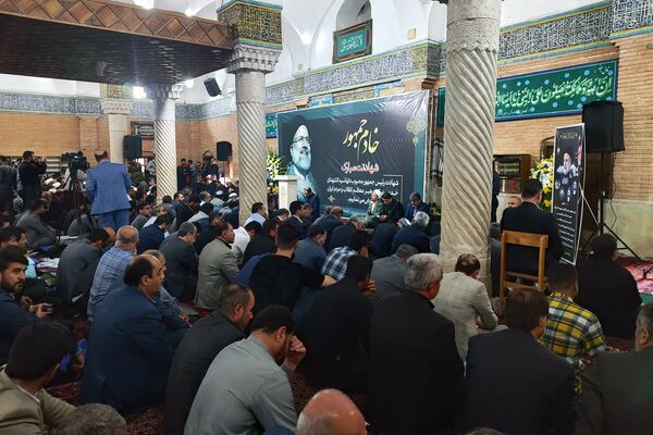 مراسم بزرگداشت شهیدان راه خدمت در مسجد جامع سنندج 