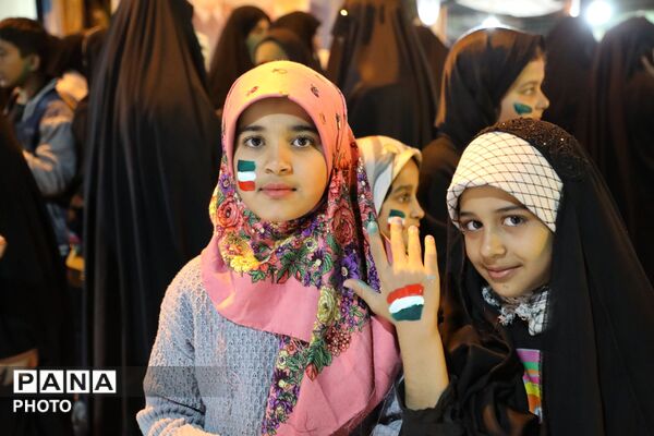  ادای احترام به ارتحال رهبر معظم انقلاب در شهرستان لنده 