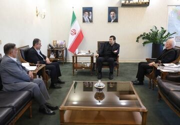 دیدار مسئولان چهار فدراسیون با وزیر ورزش و جوانان