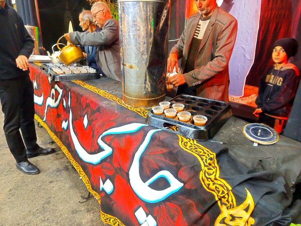 موکب هایی به عشق فاطمه (س) در کاشمر