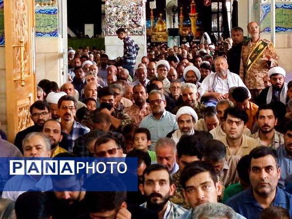 نماز جمعه ای با رنگ خون شهید در کاشمر