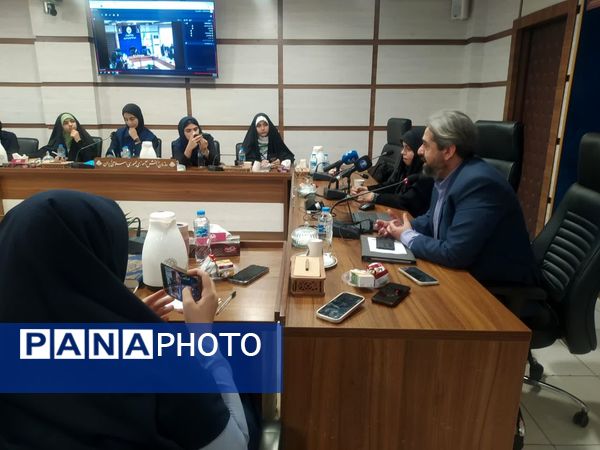 حضور خبرنگاران پانا استان قم در دوره آموزشی نوراوی مهر