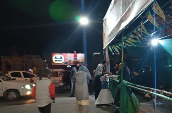 برپایی ایستگاه صلواتی شهرداری و شورای اسلامی شهر کاشمر