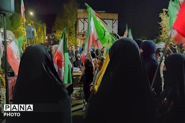 مقاومت در خیابان‌های شهر بار ادامه دارد