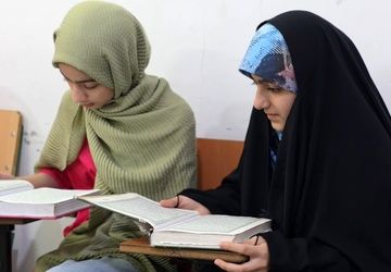 نور قرآن در دل بحران می‌تابد