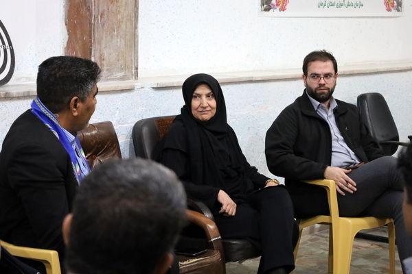 نشست صمیمانه قائم مقام سازمان دانش آموزی با رؤسای سازمان دانش‌آموزی استان کرمان