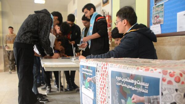 انتخابات شورای دانش‌آموزی در هنرستان سپهری راد نیشابور