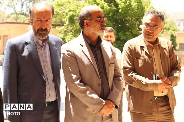آثار هنرجویان هنرستان‌های ناحیه یک همدان به نمایش درآمد