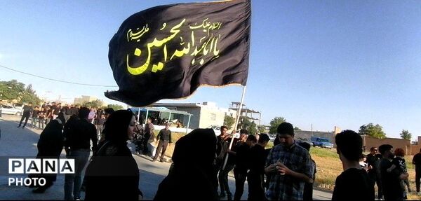 حضور گسترده مردم چهارمحال و بختیاری در مراسم عاشورای حسینی