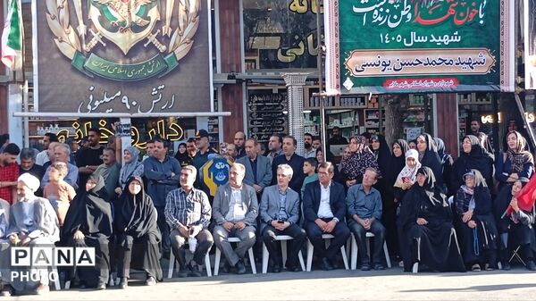 ملایر در قاب رژه جانفداها؛ شکوه ایستادگی در دفاع مقدس