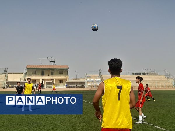 مسابقات فوتبال مدارس متوسطه دوم در رفسنجان