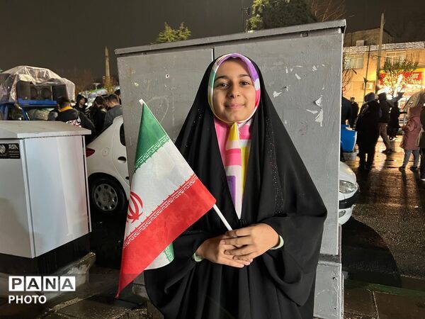 حماسه‌ای‌ دیگر مردم کرج در شانزدهمین شب سوگواری شهادت آیت الله خامنه‌ای و بیعت با رهبر جدید انقلاب