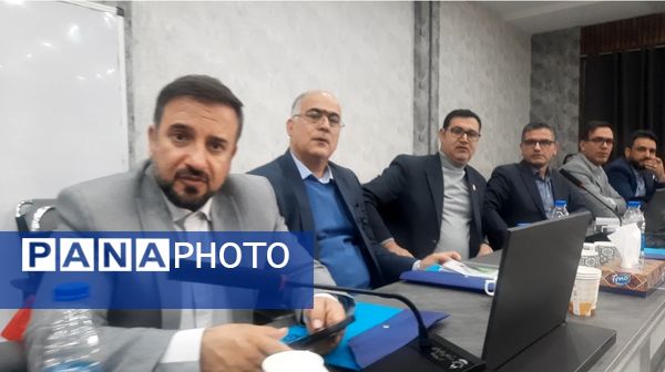 اجلاس معاونان آموزش متوسطه سراسر کشور در مشهد