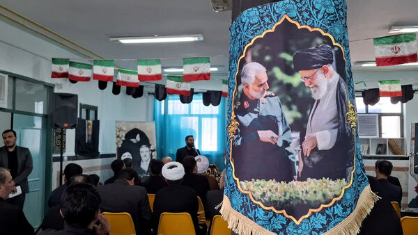 آیین افتتاح طرح توسعه سه کلاسه دبستان شهید مفتح روستای صرم