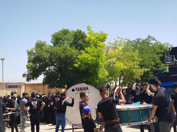 دسته عزاداری ظهر عاشورا در فاروج 