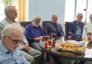 دیدار پیشکسوتان امور تربیتی با معاون پرورشی و تربیت‌بدنی اداره آموزش و پرورش شهرستان کاشمر