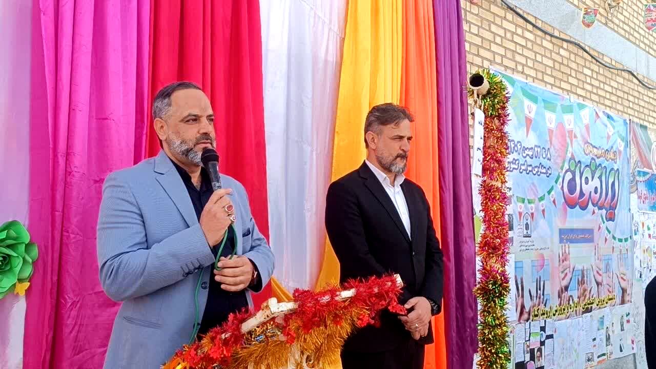 زنگ انقلاب فرصتی برای انتقال آرمان‌های انقلاب به نسل آینده است