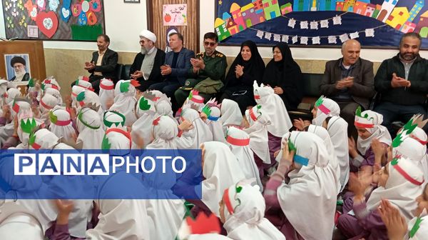  قاب‌های خبری از مراسم زنگ انقلاب در دبستان بوستان شهرستان بن