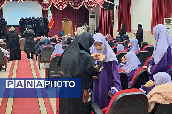 جشنواره دانش‌آموزی سرود در هنرستان سعادت پردیس 