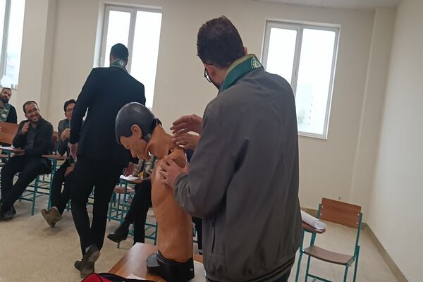 دوره تخصصی توانمندسازی مربیان تشکیلاتی سازمان دانش‌آموزی استان اردبیل