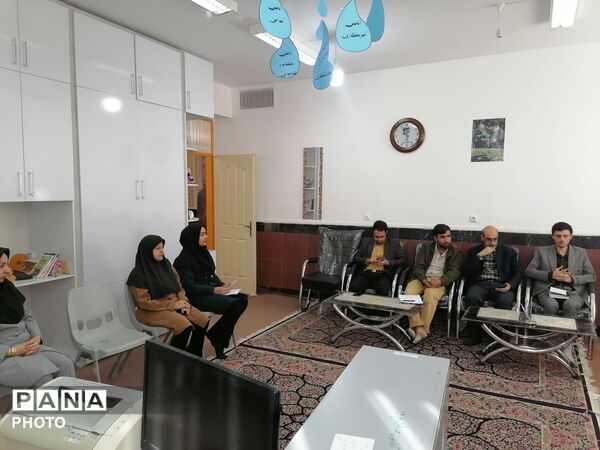دیدار مدیر آموزش و پرورش کاشمر با مدیران و کارکنان کانونهای فرهنگی تربیتی کاشمر