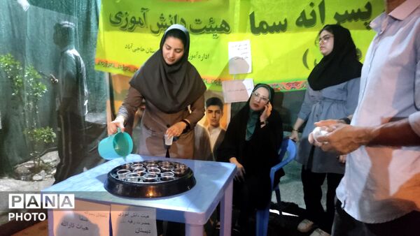 موکب‌های دانش‌آموزی در تجمعات غدیری حاجی‌آباد