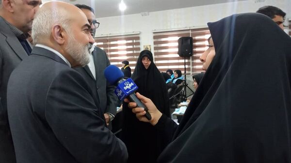 برگزاری آیین استانی «جشن نیکوکاری» در دبیرستان شاهد فاطمیه اهواز