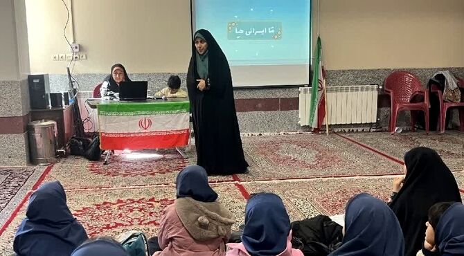 کارگاه آشنایی با دستاورد های انقلاب اسلامی
