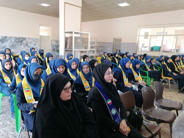 برگزاری جشن نیکوکاری در دبیرستان کوثر فاروج 