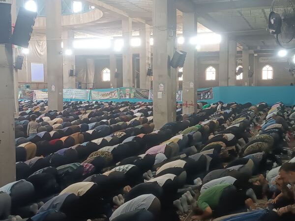 نماز جمعه با حضور پرشور مردم ولایتمدار نیشابور 