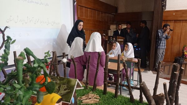 برگزاری دوره توانمندسازی نیروی انسانی در راستای رویکرد اصلاح روش‌های آموزش و تحول در محیط‌های یادگیری