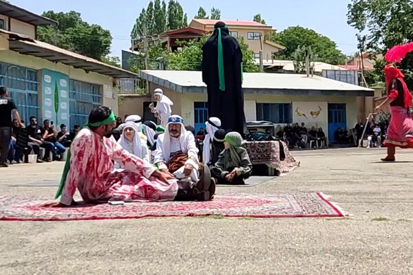 مراسم شبیه خوانی روز عاشورا در شهرستان طالقان