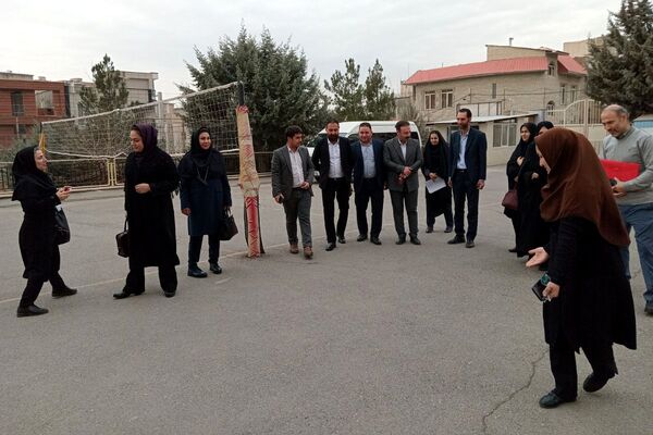 بازدید از هنرستان آفرینش پردیس