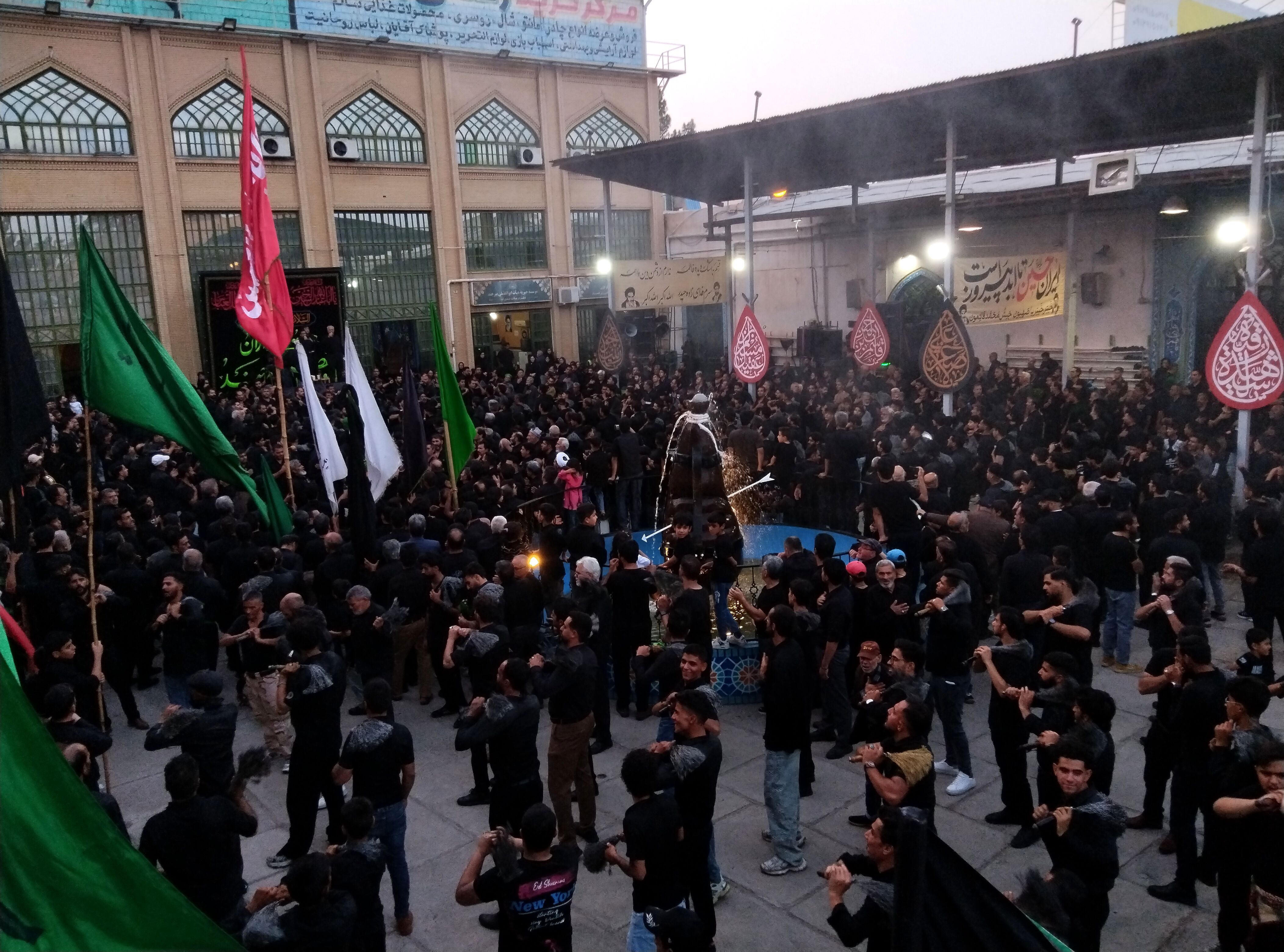 اجتماع عاشقان قمر بنی هاشم همزمان با « یُوم اَلعَبّاسْ»  در بیرجند 