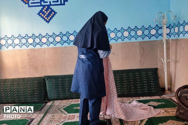آیین غبارروبی نمازخانه مدرسه شهید معظم همزمان با حلول ماه مبارک رمضان