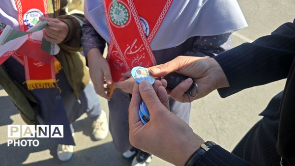 طرح ملی «باانرژی‌ها» در مدرسه دانش و هنر نظرآباد