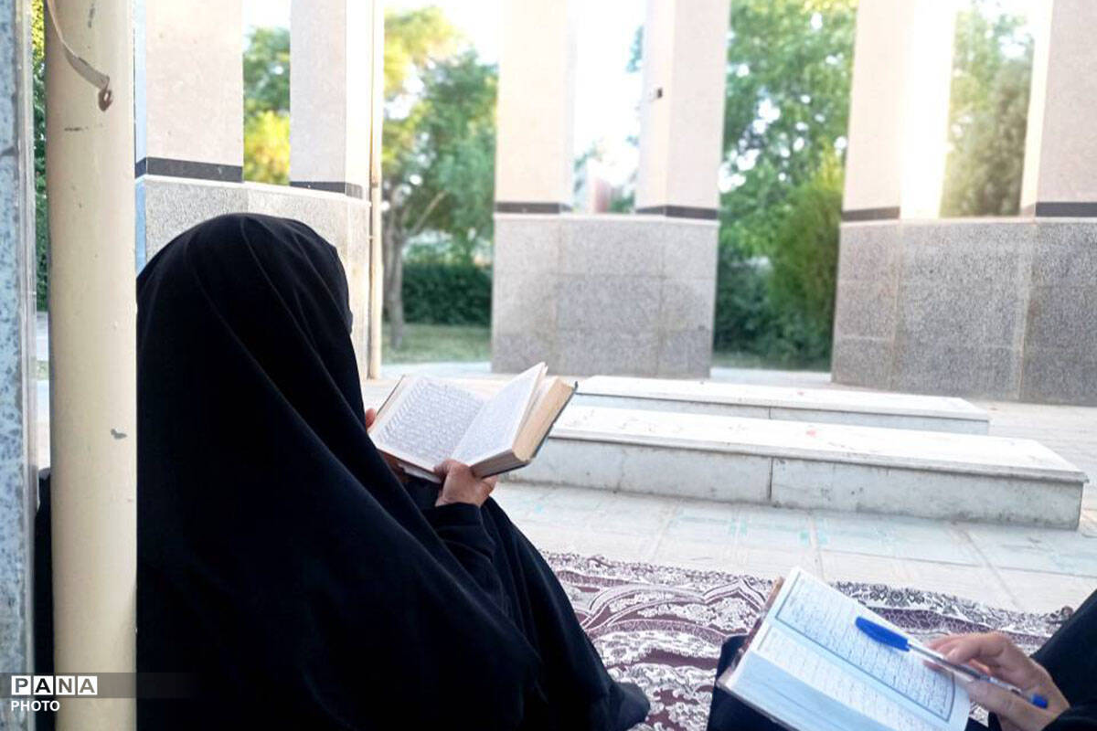 دعا عرفه در شهرستان مانه 