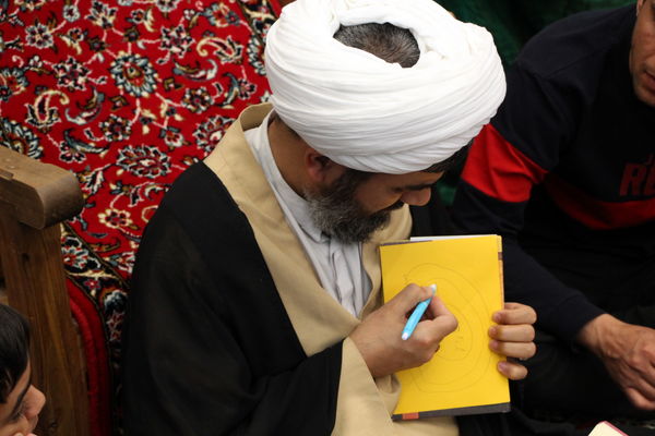 برگزاری حلقه‌های معرفتی صالحین در اعتکاف دانش‌آموزی فهرج