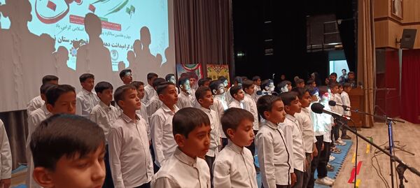 جشن یوم الله 22 بهمن در فرهنگسرای سیمرغ نیشابور