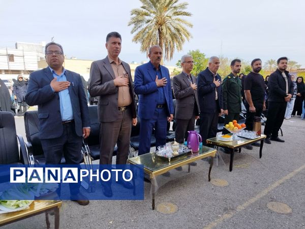 آشنایی دانش‌آموزان با مفاهیم کارآفرینی