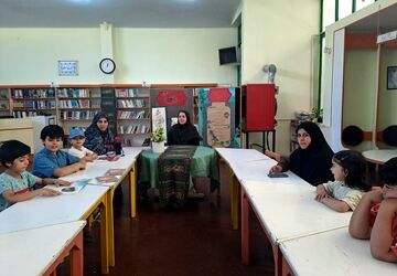هنر دست‌سازه‌های  کودکان در مرکز یک کانون پرورش فکری استان البرز
