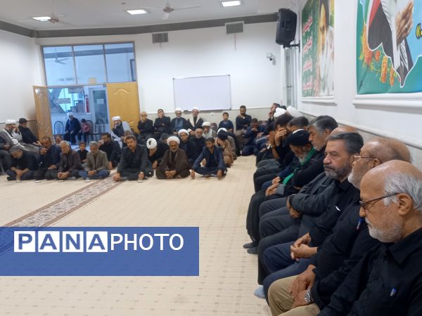 مراسم عزاداری شهادت امام رضا(ع) در دفتر امام جمعه کاشمر 